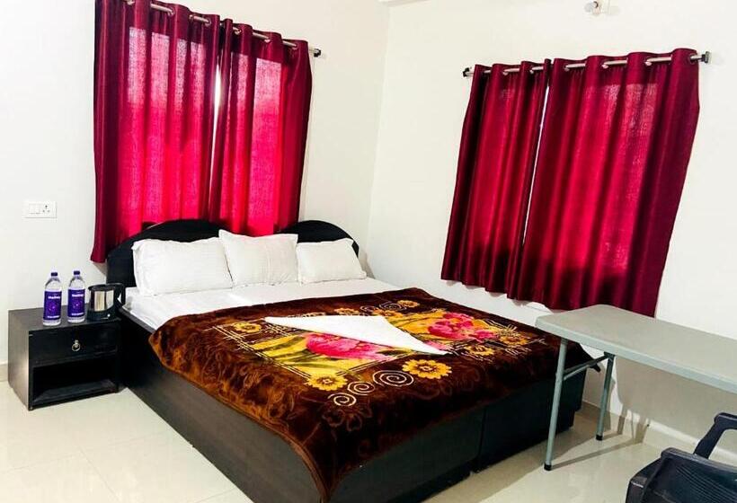 הוסטל Gaurav Guest House