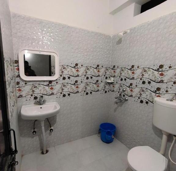 הוסטל Gaurav Guest House