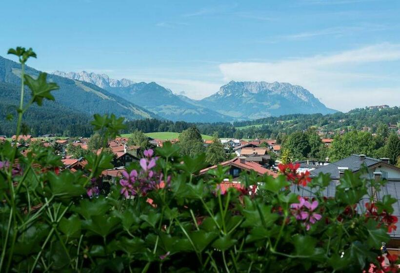 هاستل Haus Karoline