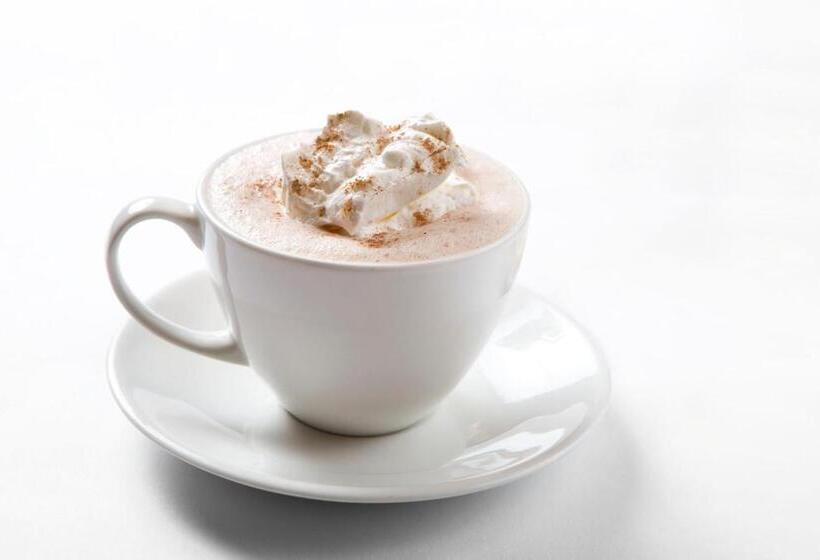 Общежитие Hosteria Cabanas Del Lago