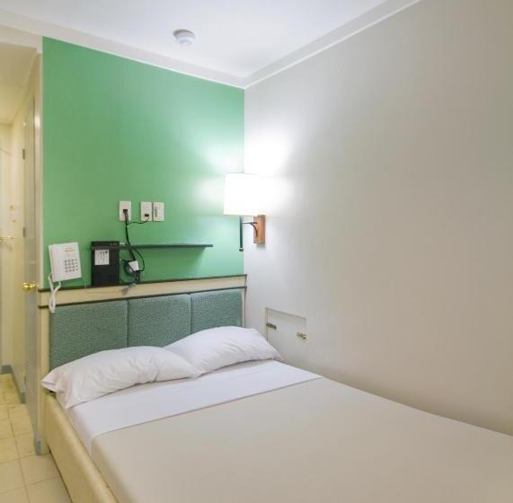 فندق صغير New Dawn Pensionne House