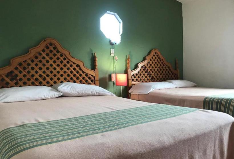 ユースホステル Posada Temazcal Santo Domingo