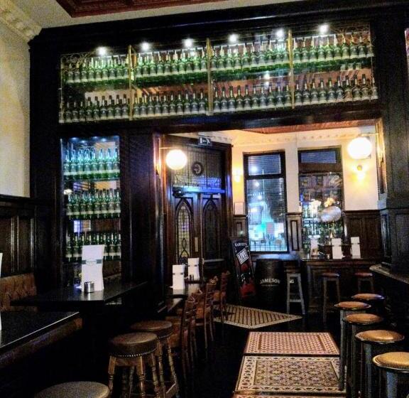 旅馆 Thirteen On The Green   Eyre Square