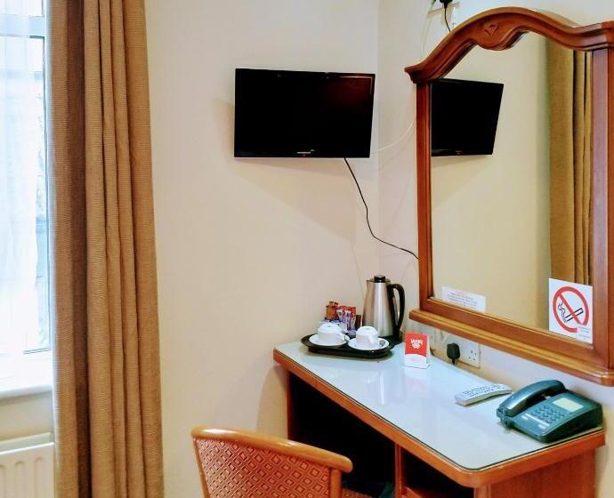 旅馆 Thirteen On The Green   Eyre Square