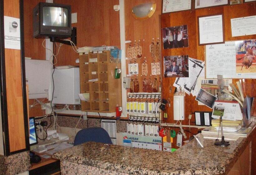 Apartahotel Los Hermanos