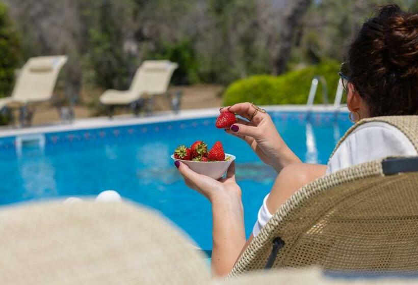 צימר Casa Ulmi Con Piscina