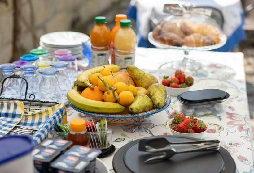 צימר Casa Ulmi Con Piscina