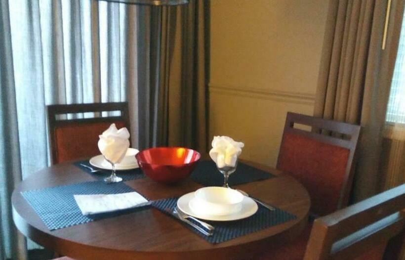 Getaways At The Lodge At Kingsbury Crossing