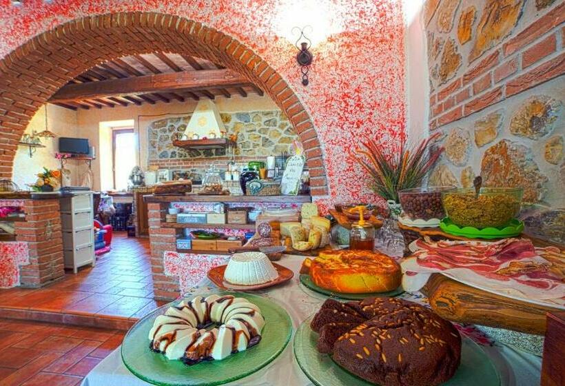 호텔 Agriturismo La Valle Degli Ulivi