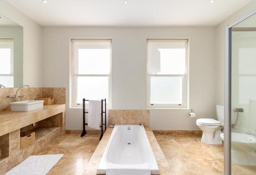 هتل La Terra De Luc