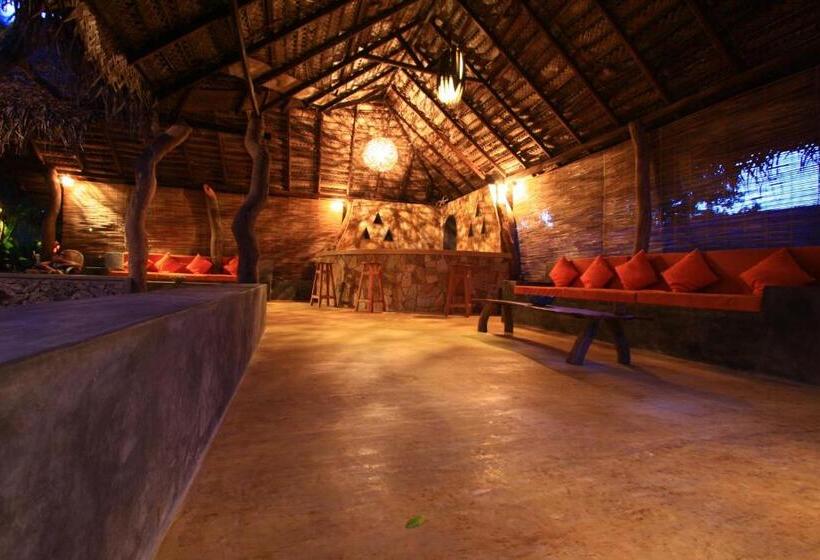 酒店 Surf N Sun Arugam Bay