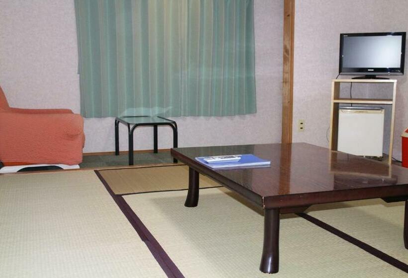 Pensjonat ホテル中の島別館