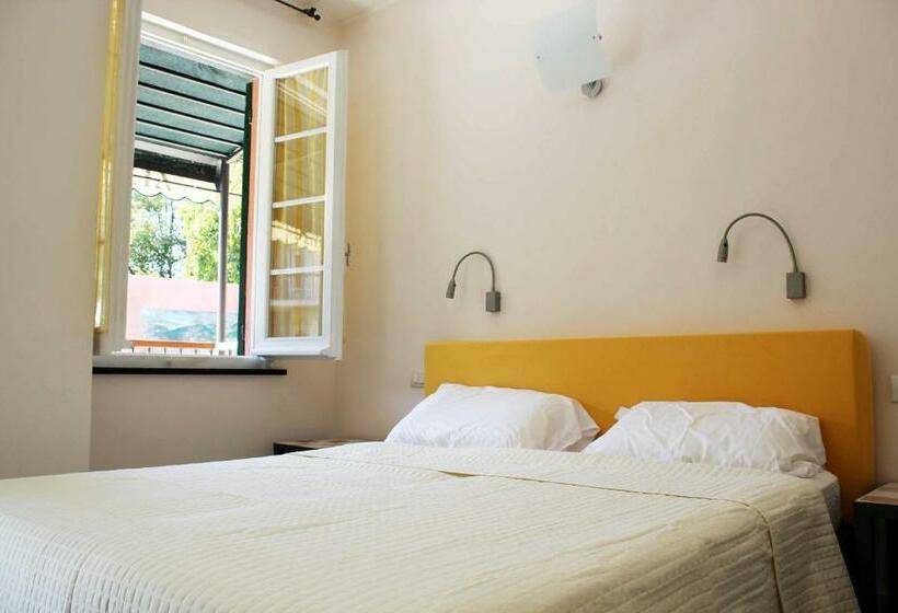 펜션 Affittacamere Delaide