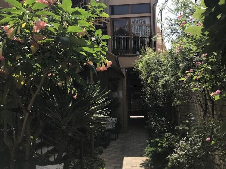 Пансион Alyans Guest House