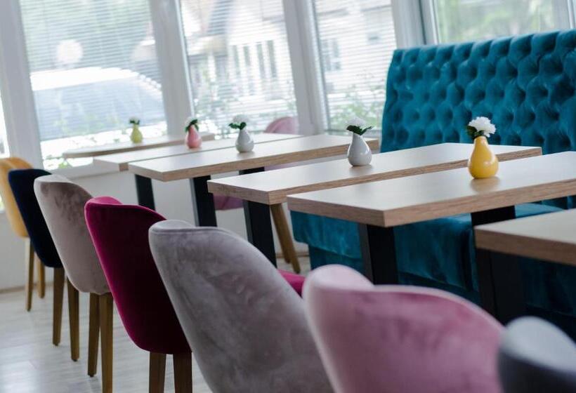 پانسیون Apartmani Banja Spa