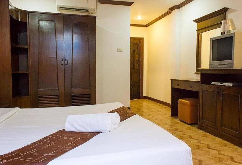 펜션 Baan Natacha Beachfront Guesthouse