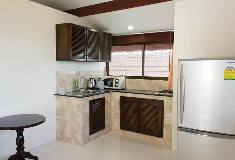 펜션 Baan Natacha Beachfront Guesthouse