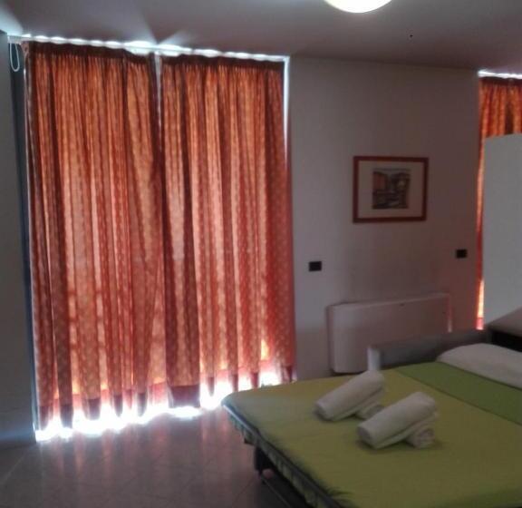 پانسیون Caravaggio Apartments