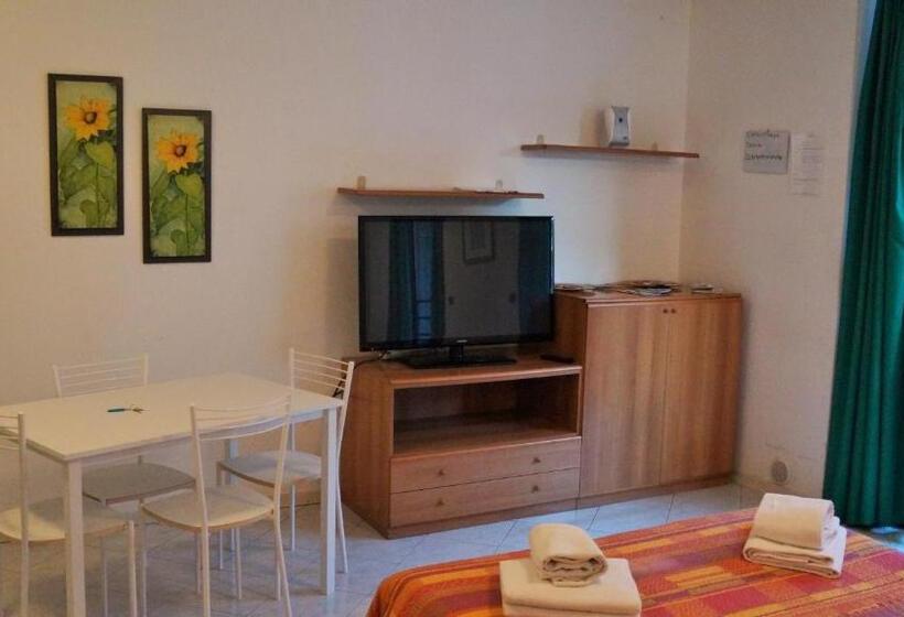 پانسیون Caravaggio Apartments