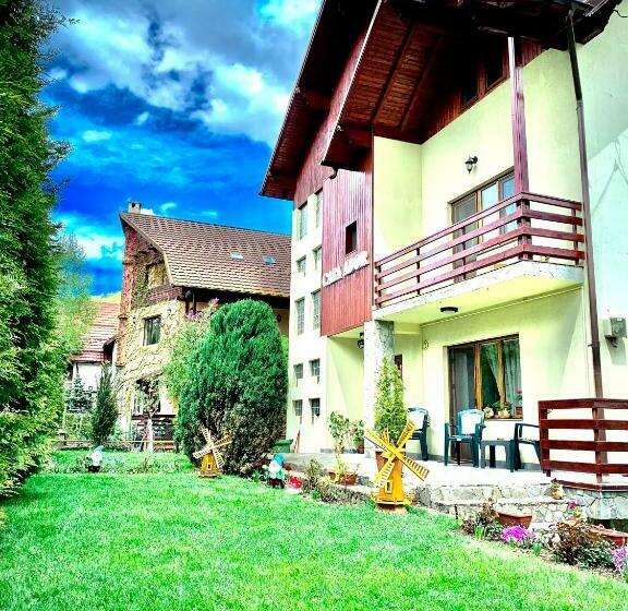 Пансион Casa Ador