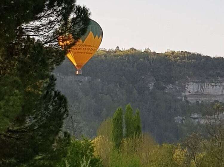 بنسيون Chambres D'hôtes Le Menestrel