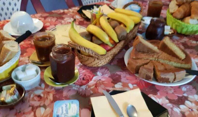 بنسيون Chambres D'hôtes Le Menestrel