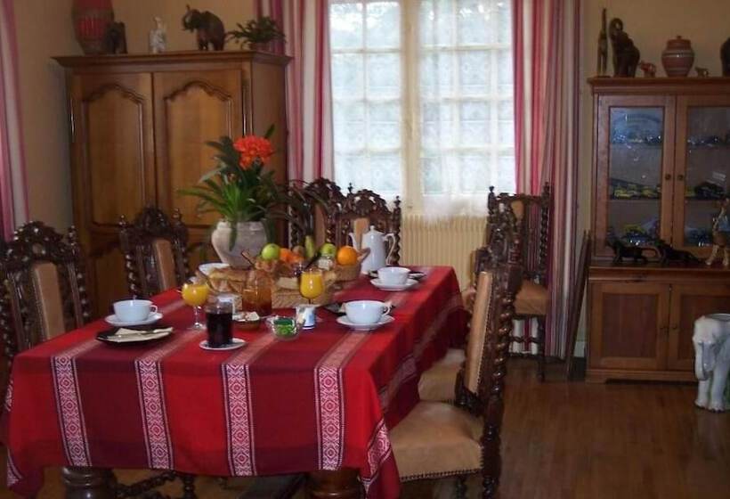 膳宿费 Chambres D'hôtes Le Menestrel