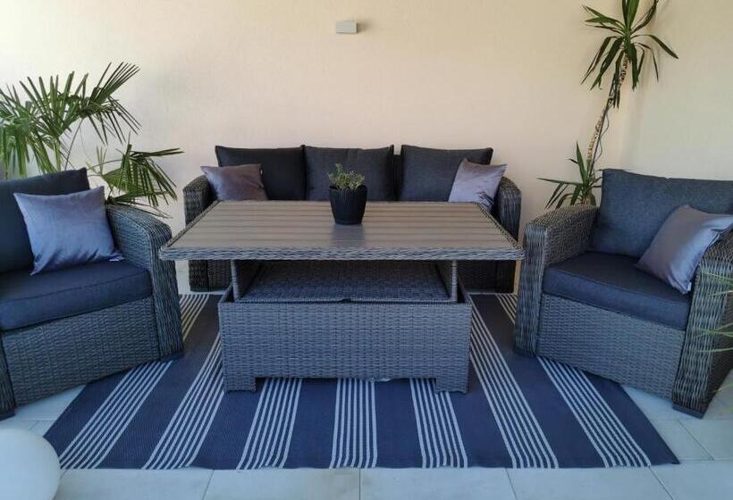 بنسيون Csabai Vendégház