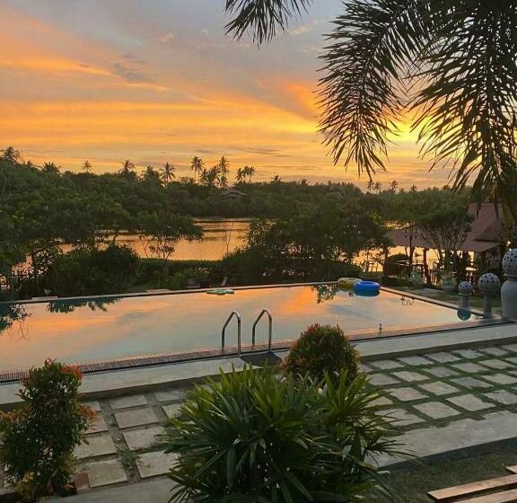 ペンション Eagles Nest Cabanas