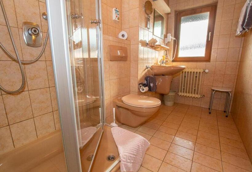 Пансион Gästehaus Christa