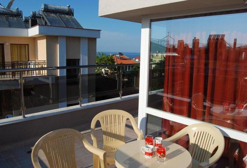 펜션 Guest House Donchevi