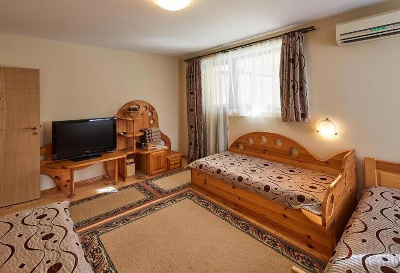 پانسیون Guest House Mira