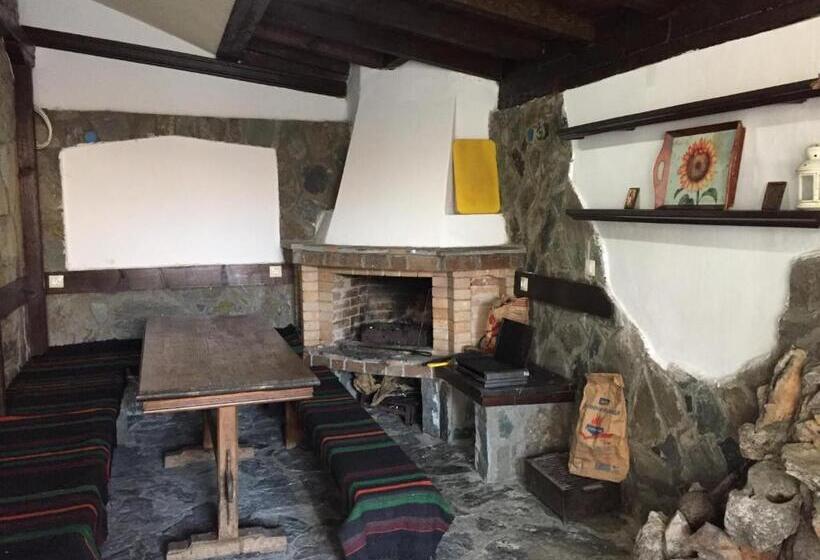 پانسیون Guest House Mira