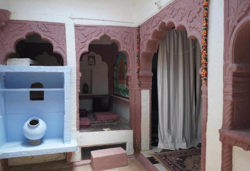 פנסיון Jewel Palace Haweli