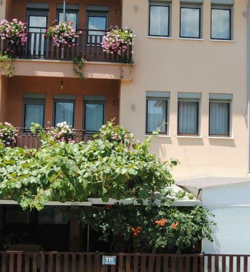 پانسیون Joleski Accommodation