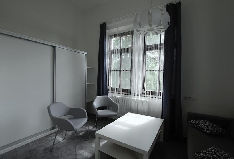 بنسيون Koleje Zamecek