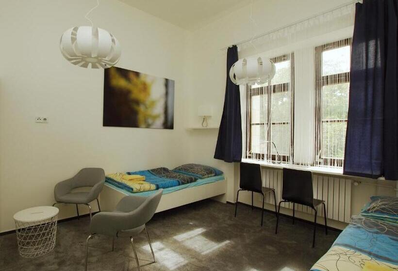 بنسيون Koleje Zamecek