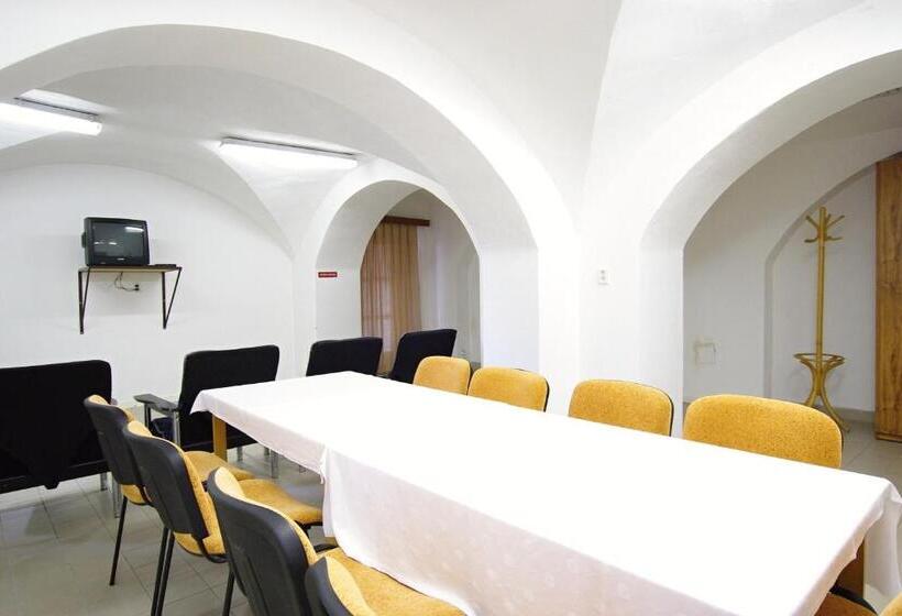 بنسيون Koleje Zamecek