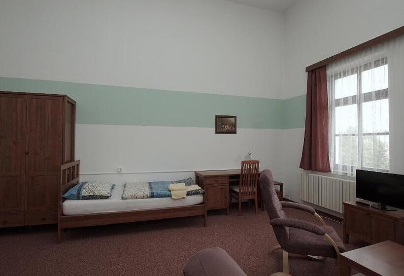 بنسيون Koleje Zamecek