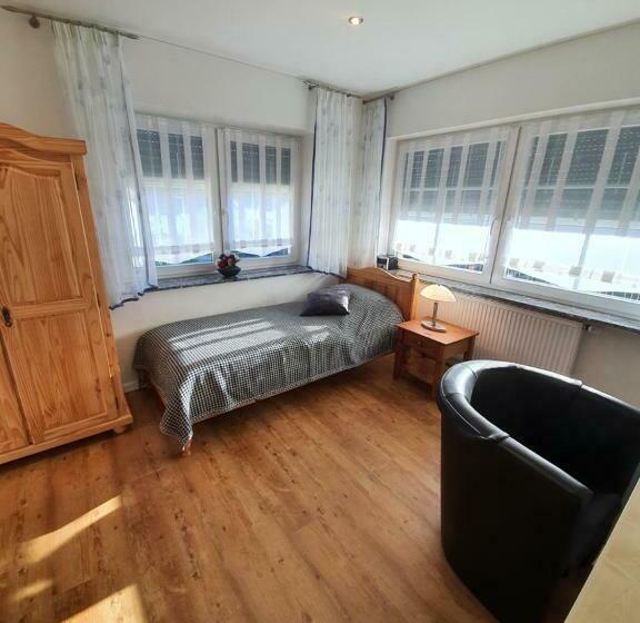 Пансион Landhaus Warndtwald Dependance