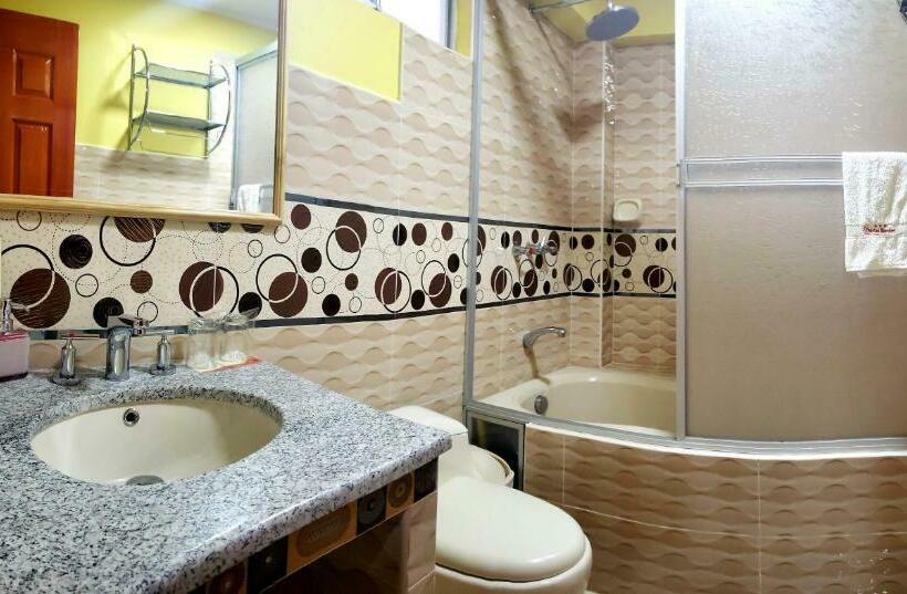 بنسيون Morales Guest House