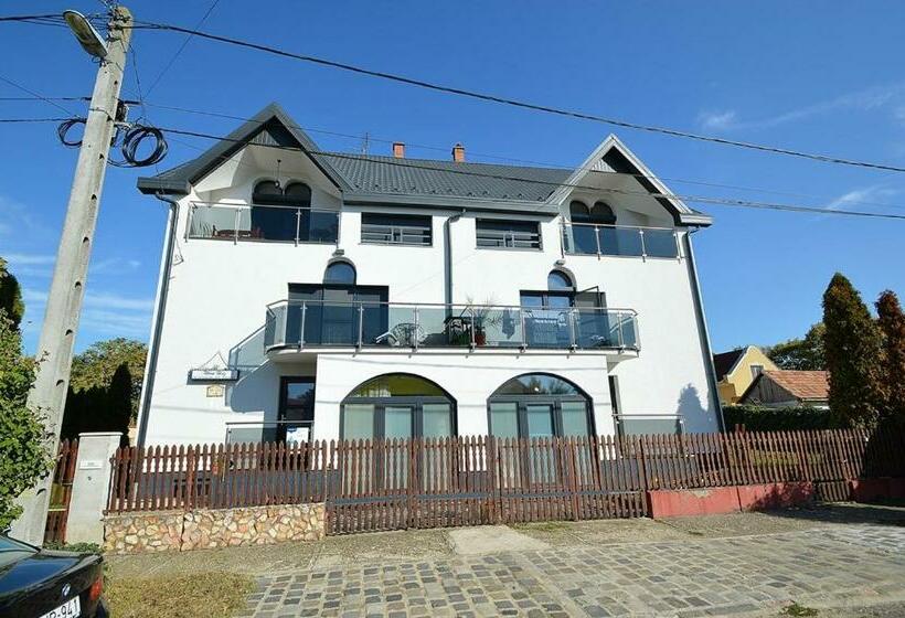 פנסיון Nora Ház Hajdúszoboszló