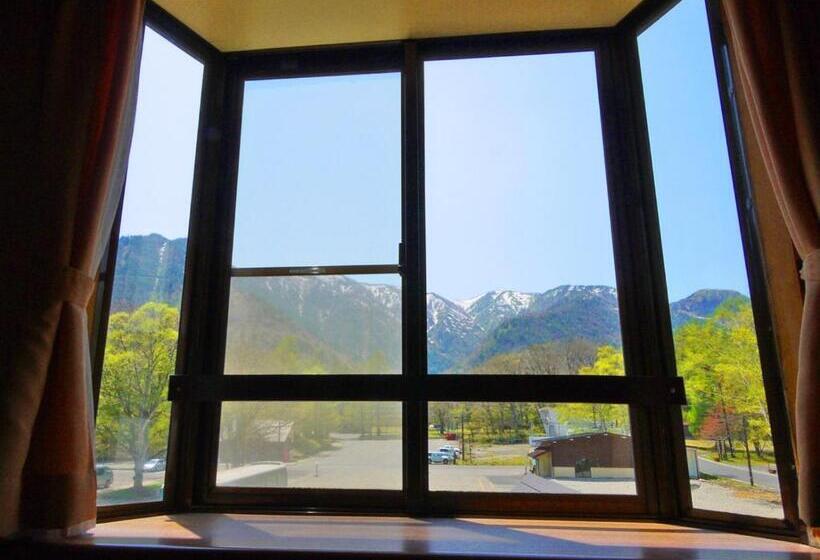 פנסיון Okunikko Park Lodge Miyama