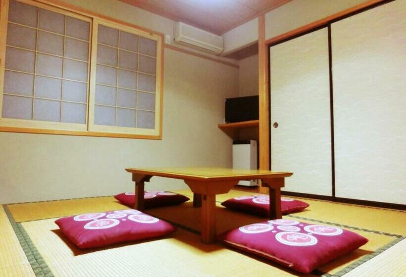 پانسیون Oyado Uemasa