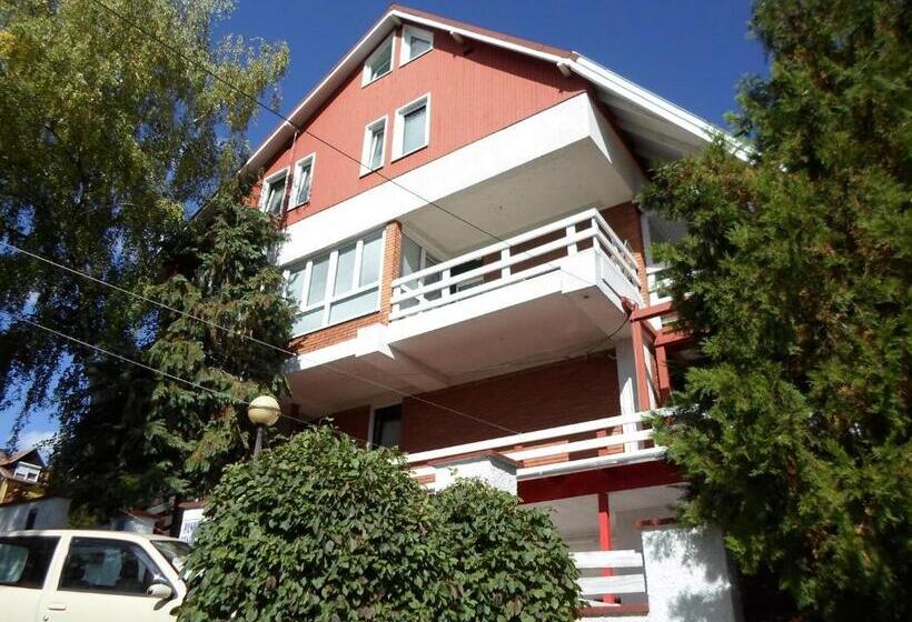 פנסיון Panoráma Vendégház
