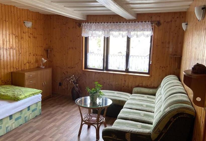 פנסיון Penzion Bamako