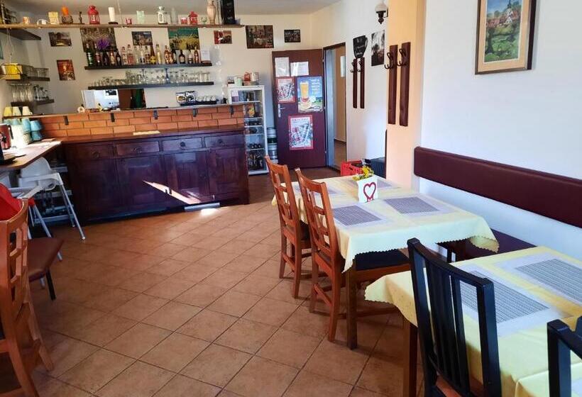 ペンション Penzion Lipno Jantar