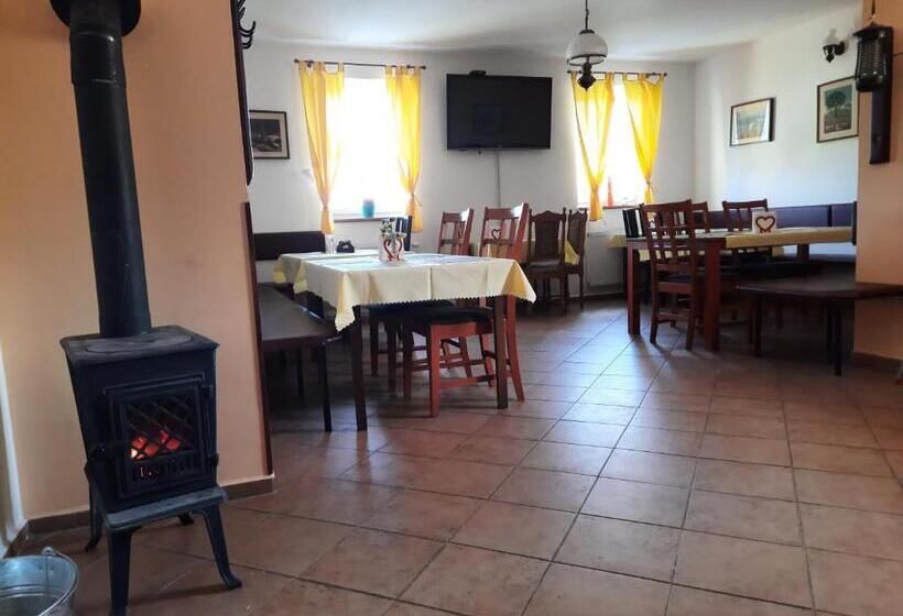 ペンション Penzion Lipno Jantar