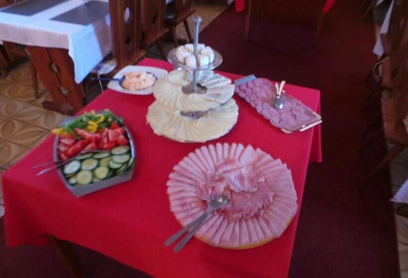 ペンション Penzion Tomy Pihlov