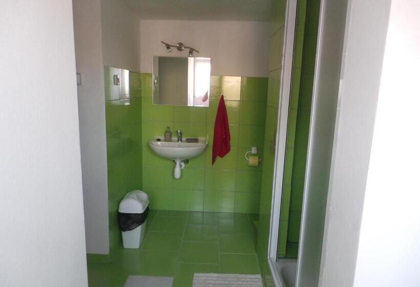 ペンション Penzion Tomy Pihlov